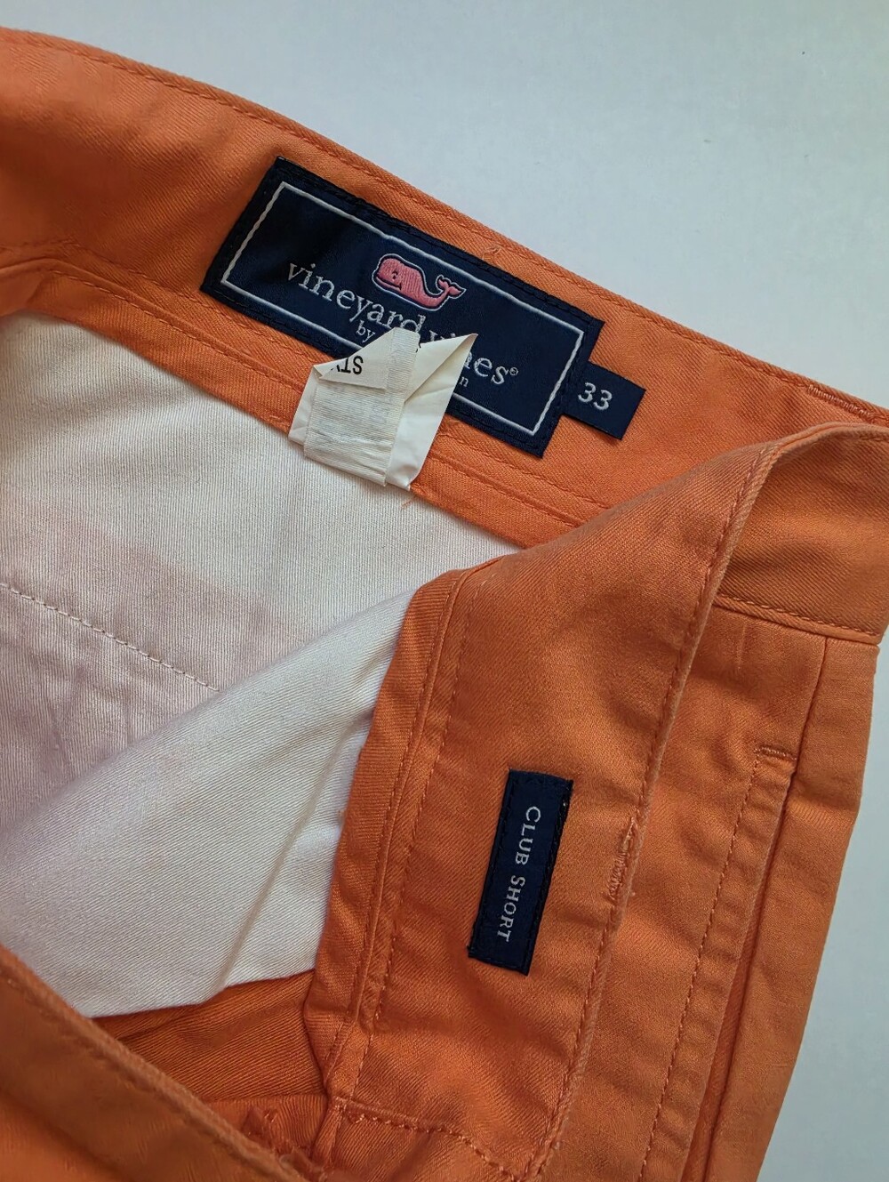2 Pairs Vineyard Vines Club Shorts Size 33 - Picture 4 of 4